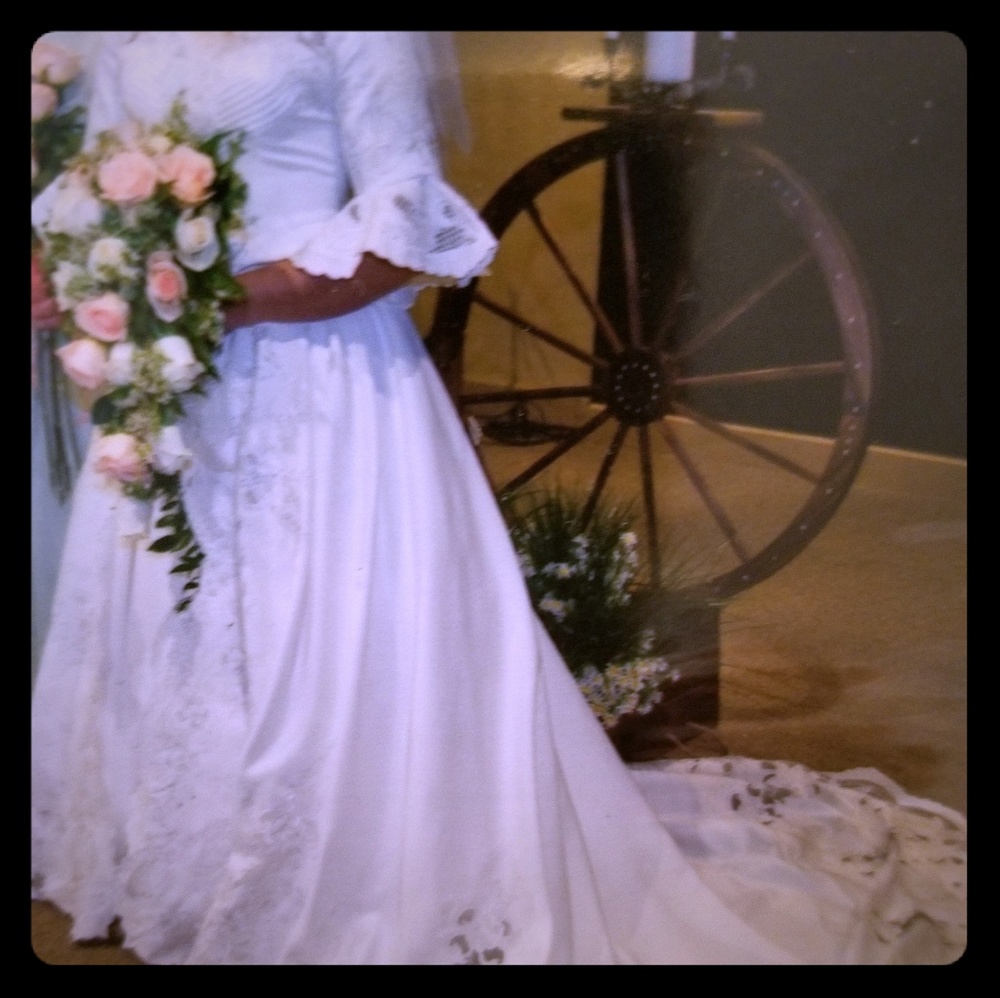 Wedding dress